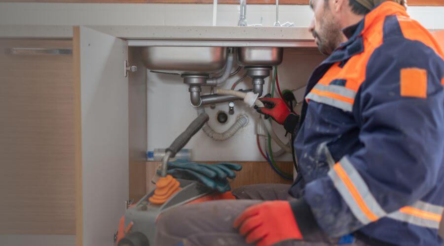 Descale Tankless Water Heater in Spencerville, OK